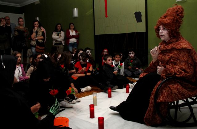 Puerto Lumbreras vivió una noche de leyenda en la noche de las ánimas en la Casa de los Duendes - 3, Foto 3