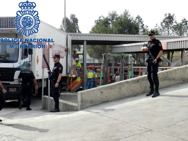 Desarticulada una organización que pretendía distribuir más de cuatro toneladas de hachís - 1, Foto 1