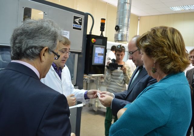 Empleo invierte 800.000 euros en el nuevo laboratorio de polímeros del Centro Nacional de Formación Ocupacional de Cartagena - 2, Foto 2