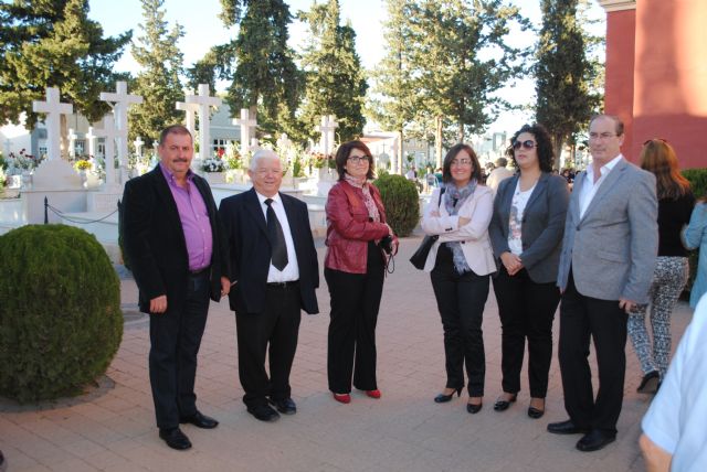 Autoridades municipales acuden a la misa de Ánimas en el Cementerio Municipal Nuestra Sra. del Carmen - 4, Foto 4