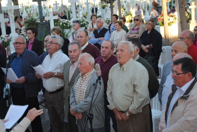 Autoridades municipales acuden a la misa de Ánimas en el Cementerio Municipal Nuestra Sra. del Carmen - 5, Foto 5
