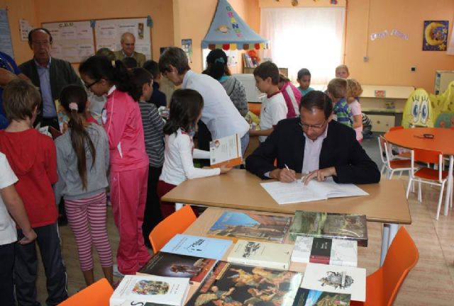 El Alcalde visita Librolandia - 1, Foto 1