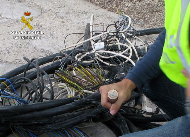 La Guardia Civil detiene a cuatro personas por la sustracción de cableado de cobre de instalaciones eléctricas - 1, Foto 1