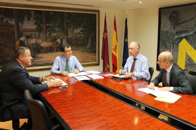 Ya en marcha un importante conjunto de medidas de apoyo directo a los emprendedores de La Unión - 2, Foto 2