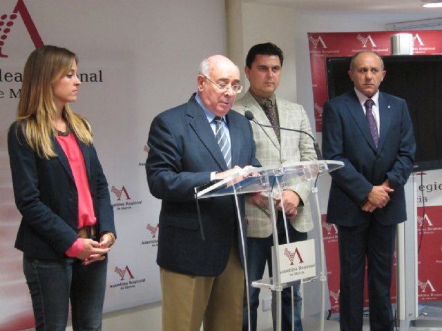 “El Medio Ambiente seguirá siendo una prioridad para el Ejecutivo regional en 2014” - 1, Foto 1