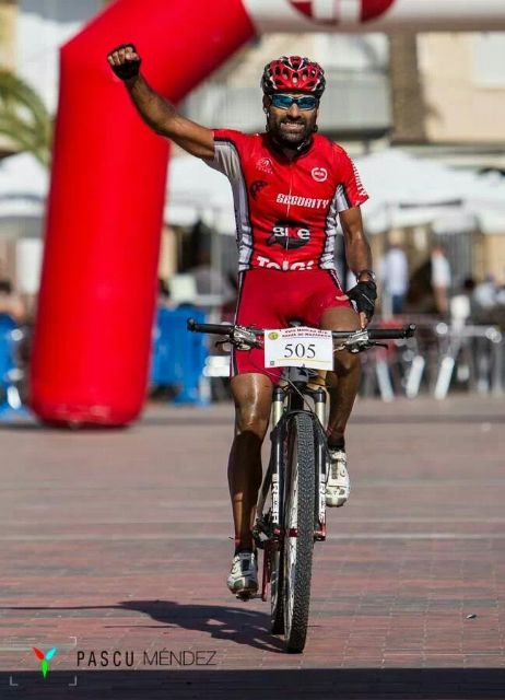 Carrerón de Juan Antonio del CC Santa Eulalia en la XVIII marcha mtb Bahía de Mazarrón, Foto 1