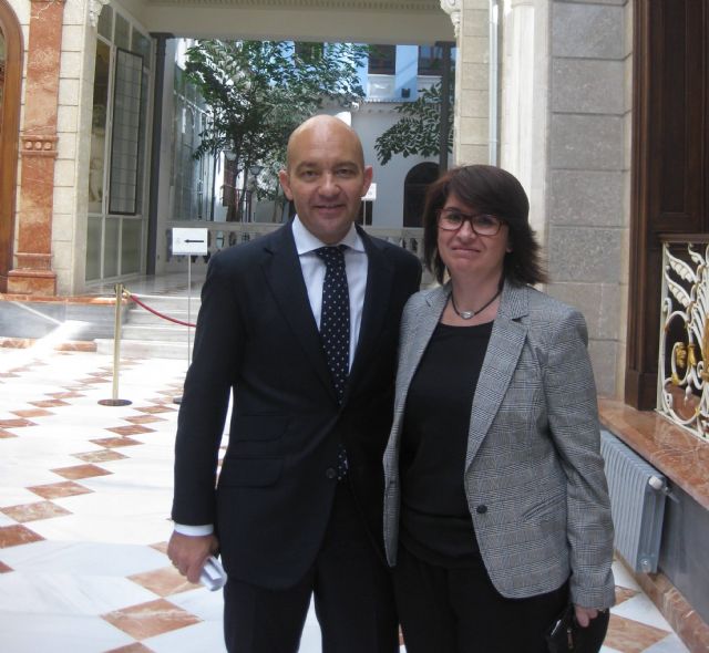 La alcaldesa y el concejal de Comercio conocen de mano del Secretario de Estado de Comercio las iniciativas para lograr un comercio minorista más competitivo - 1, Foto 1