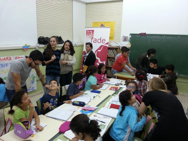La Fundación FADE ofrece refuerzo escolar a 45 menores en el CEIP San Andrés - 1, Foto 1