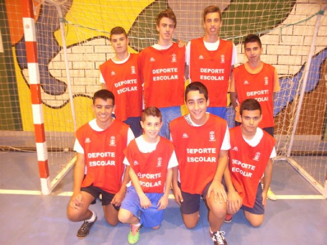 La concejala Deportes organiza la primera jornada de la fase local de futbol sala cadete, correspondiente al programa de Deporte Escolar - 4
