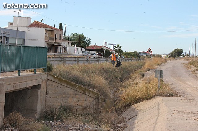 El ayuntamiento lleva a cabo un plan de choque de limpieza de caminos - 9