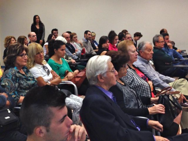 Más de 90 alumnos reciben los diplomas de cursos realizados en el Centro de Empleo de Alquerías - 1, Foto 1