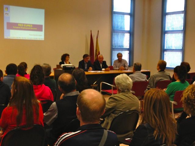 Más de 90 alumnos reciben los diplomas de cursos realizados en el Centro de Empleo de Alquerías - 2, Foto 2