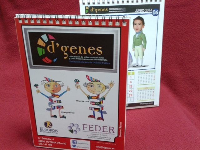 A la venta los calendarios de la Asociación D´Genes, Foto 1