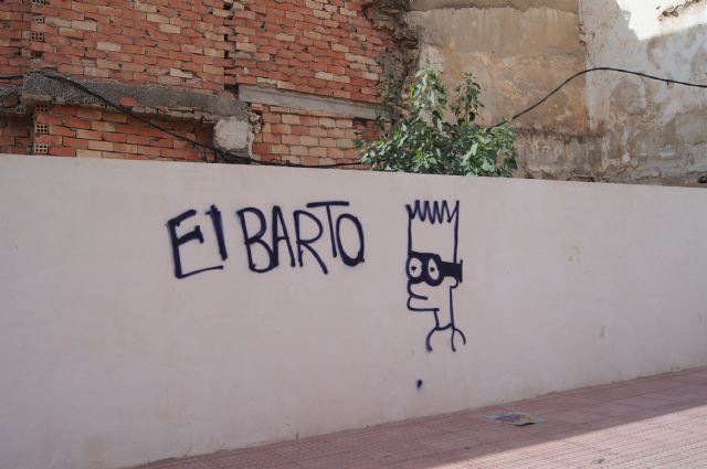 La Policía Local recuerda las sanciones por no recoger excrementos de perros o realizar pintadas callejeras en la vía pública - 1, Foto 1