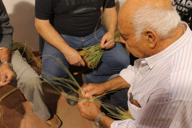 La Casa del Artesano inicia el curso de espartería, con el que se recupera esta técnica tradicional en Jumilla - 3, Foto 3