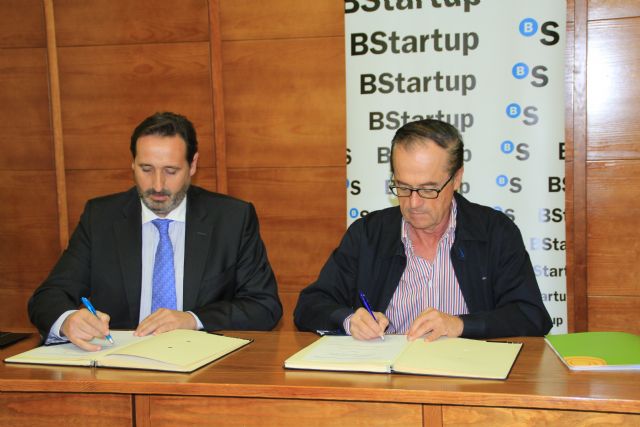Ayuntamiento de Santomera y SabadellCAM firman un convenio de apoyo a los emprendedores - 3, Foto 3