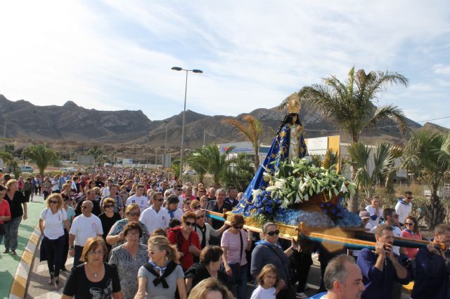 Los vecinos se vuelcan con la Purísima Concepción en su llegada a Mazarrón, Foto 2