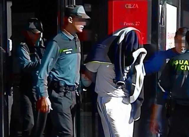 La Guardia Civil frustra el atraco a una sucursal bancaria de Cieza - 1, Foto 1