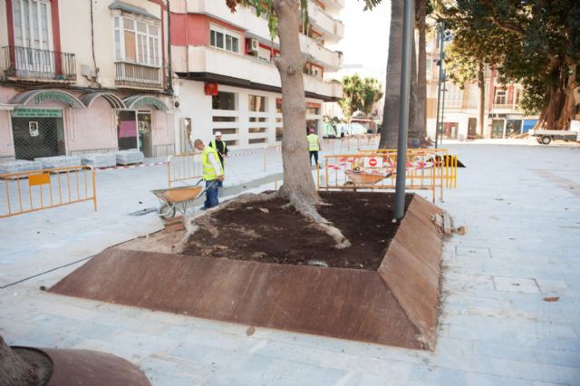 Empieza el montaje del belén en la plaza de San Francisco - 5, Foto 5