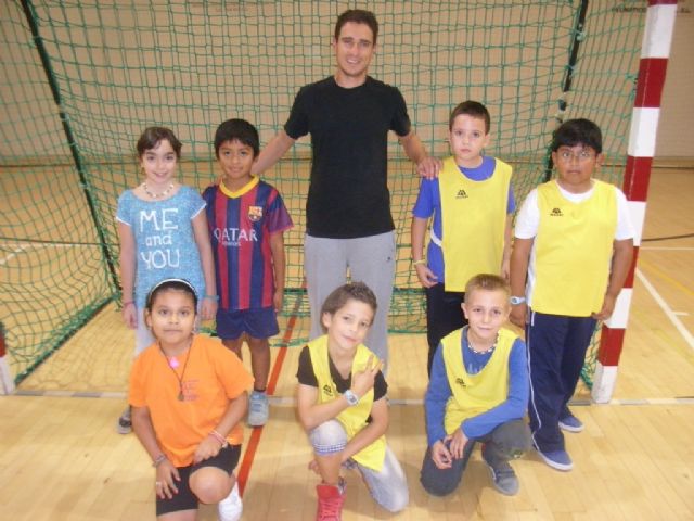Comienza la fase local de multideporte benjamín de Deporte Escolar, organizada por la concejalía de Deportes, Foto 1