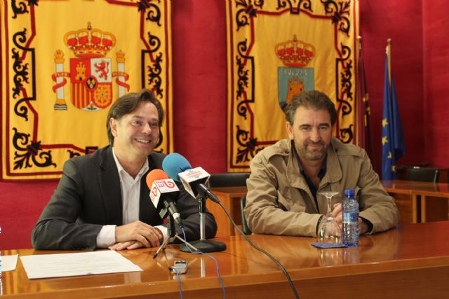 El Ayuntamiento de Bullas ayuda a Caritas con un donativo de 5.000 euros - 2, Foto 2