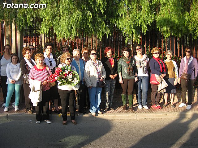 Las actividades conmemorativas del Da Internacional Contra la Violencia de Gnero comenzaron ayer con una caminata urbana - 3