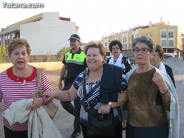 Las actividades conmemorativas del Da Internacional Contra la Violencia de Gnero comenzaron ayer con una caminata urbana - 9