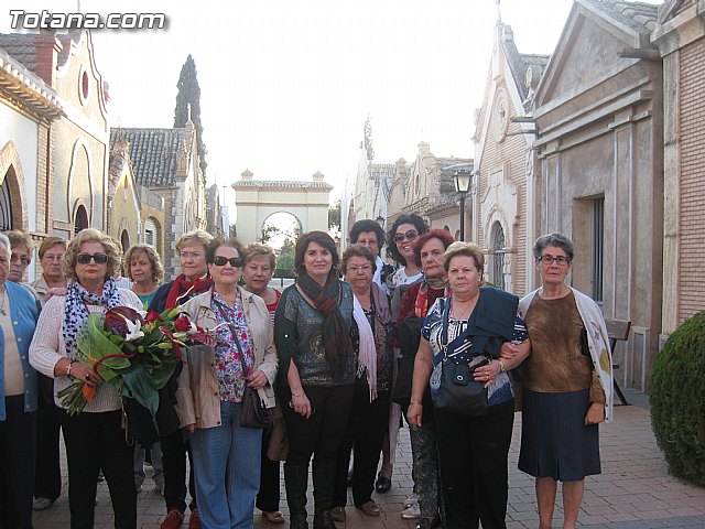 Las actividades conmemorativas del Da Internacional Contra la Violencia de Gnero comenzaron ayer con una caminata urbana - 14