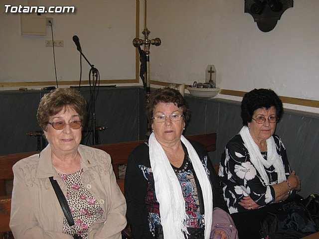 Las actividades conmemorativas del Da Internacional Contra la Violencia de Gnero comenzaron ayer con una caminata urbana - 23