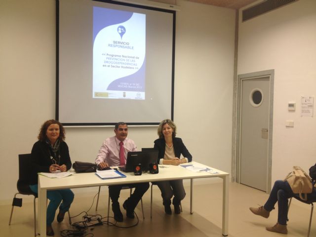 Charlas para ofrecer un servicio responsable del alcohol - 1, Foto 1