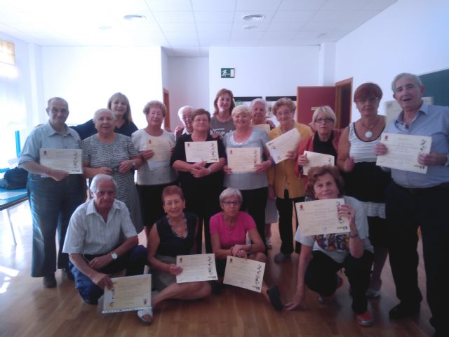 Servicios Sociales lleva el Taller de Memoria a los centros de mayores - 1, Foto 1