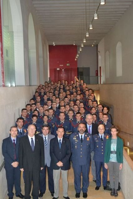 Los estudiantes de la AGA visitan las instalaciones de la Politécnica - 2, Foto 2