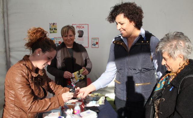 El Ayuntamiento pone en marcha una Campaña Informativa durante toda la semana con controles gratuitos de glucosa coincidiendo con el Día Mundial de la Diabetes - 2, Foto 2