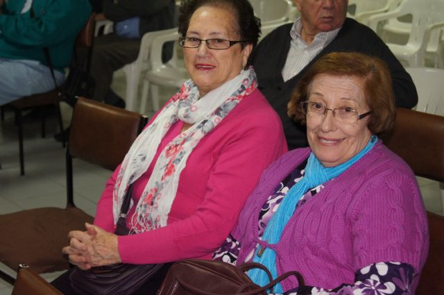 El Centro Municipal de Personas Mayores de la Plaza Balsa Vieja ha celebrado su asamblea general ordinaria, Foto 2