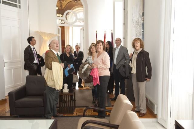 La Comisión del Cambio Climático visita la refinería de Escombreras - 2, Foto 2