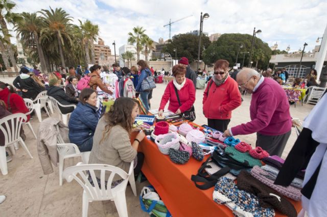 La artesanía juvenil se adueñó el sábado del Puerto - 1, Foto 1
