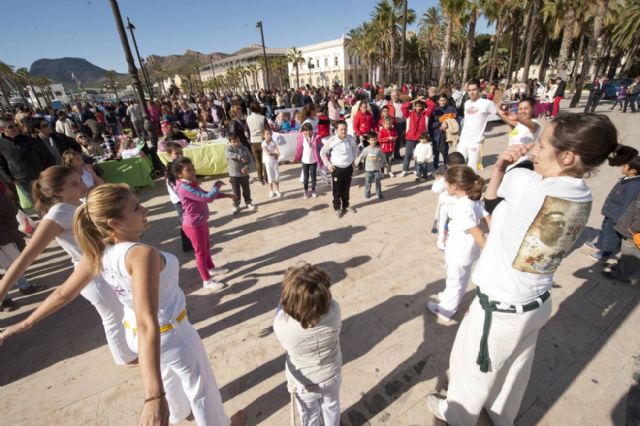 La artesanía juvenil se adueñó el sábado del Puerto - 2, Foto 2