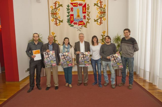 Pídeme lo que quieras, un vídeo-clip por la integración en la Plaza del Ayuntamiento - 2, Foto 2