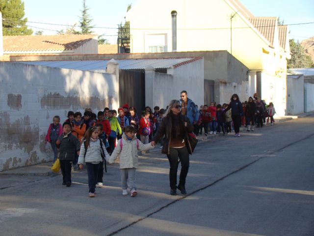 Escolares del Príncipe Felipe celebran el 29 aniversario del centro con una forestación en el Jardín Botánico - 2, Foto 2