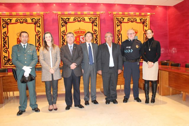 El Ayuntamiento de Bullas reconoce la labor ejercida durante 35 años por el agente de policía José Campoy - 2, Foto 2