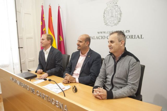 Ayuntamiento, FC Cartagena y Fútbol Sala Plásticos Romero promocionan el deporte base - 2, Foto 2