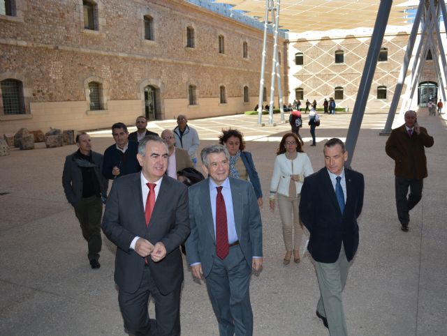 Enrique Barón habla del futuro de Europa y Oriente Medio en la UPCT - 2, Foto 2