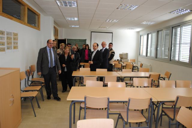 Las Torres de Cotillas se interesa por ampliar la oferta formativa del IES n° 2 - 3, Foto 3