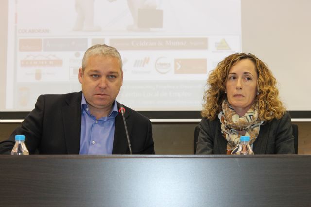 Las nuevas herramientas de búsqueda de empleo sobresalen en las IV jornadas de empleo, formación y desarrollo local - 2, Foto 2