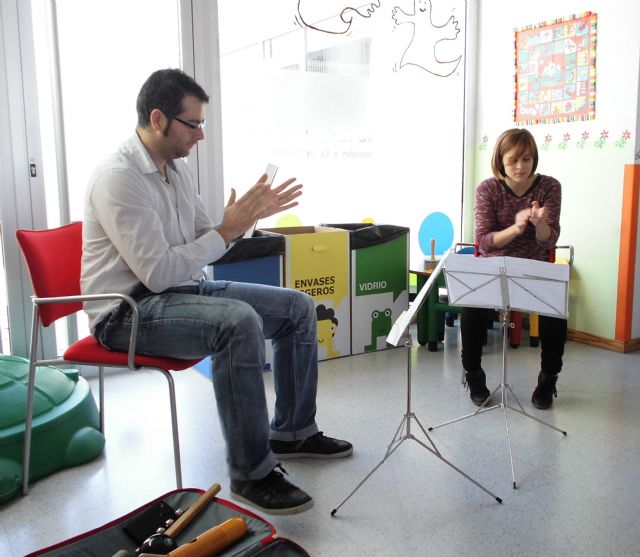 La escuela infantil Cativos Nuestra Señora de la Asunción baila al ritmo de la percusión de Julián Cantos - 3, Foto 3