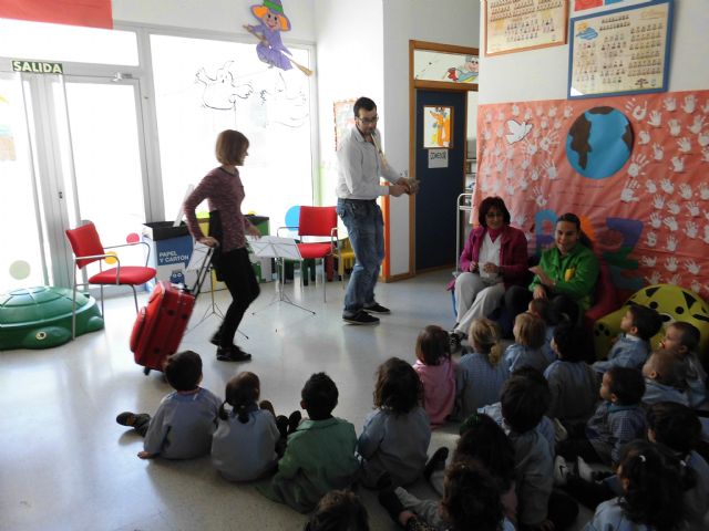 La escuela infantil Cativos Nuestra Señora de la Asunción baila al ritmo de la percusión de Julián Cantos - 4, Foto 4