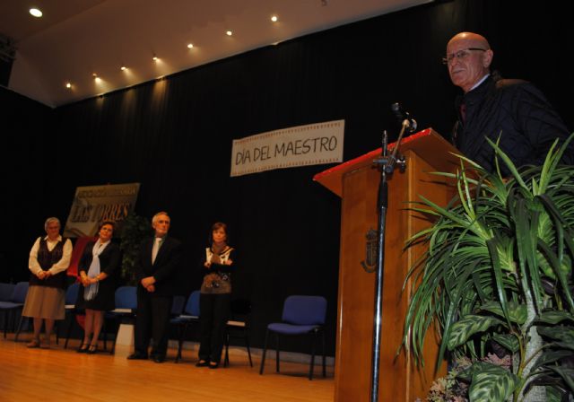 Las Torres de Cotillas celebra un año más el homenaje a sus maestros jubilados - 1, Foto 1