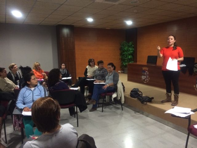 Responsables de las distintas instituciones locales clarifican que en Jumilla, hay salida a la violencia de género - 4, Foto 4