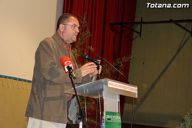 Gaspar Llamazares presenta en Totana el Proyecto 