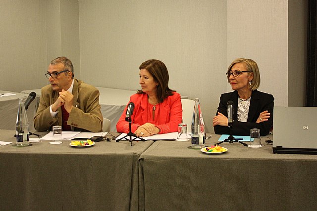 Palacios destaca a la familia como el soporte básico para las personas con discapacidad - 1, Foto 1